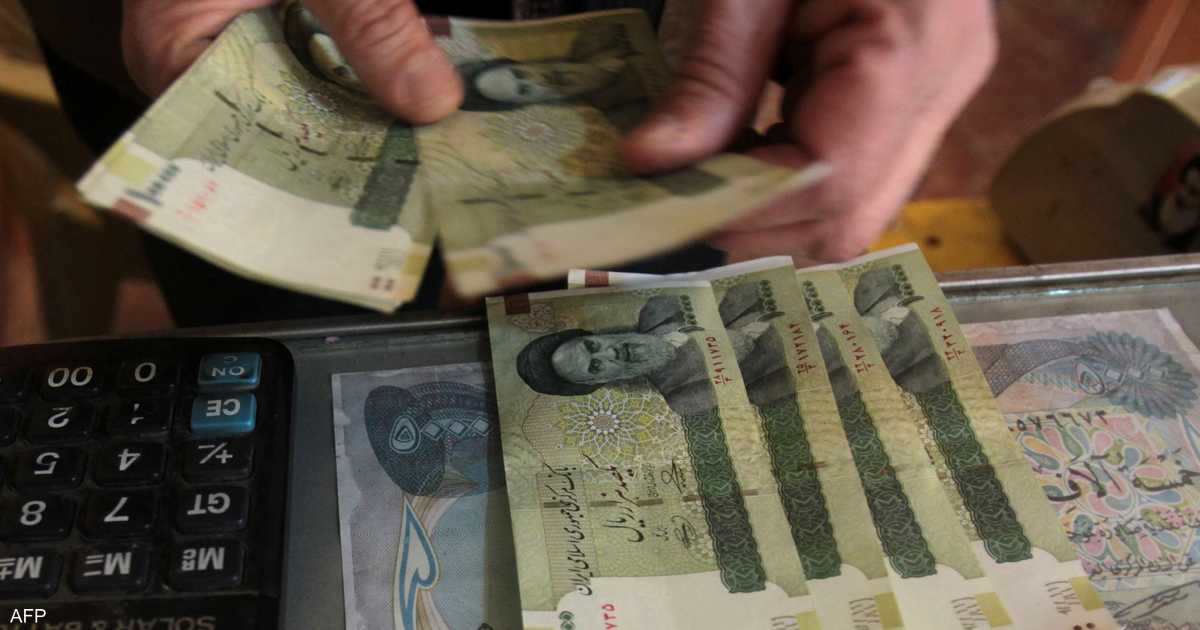 عملة إيران تهبط إلى مستوى قياسي أمام الدولار