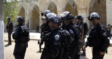 الاحتلال الإسرائيلى يعتقل 22 مواطنا فلسطينيا من الضفة الغربية