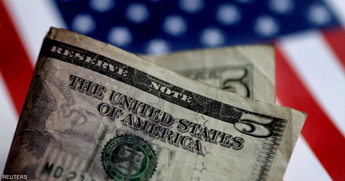 الدولار يهبط وسط ترقب لشهادة رئيس الفيدرالي أمام الكونغرس