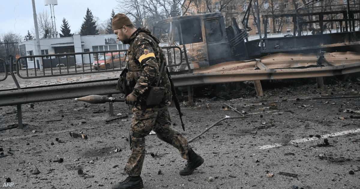 سرقات وأكاذيب.. تقرير صادم عن المقاتلين الأجانب في أوكرانيا