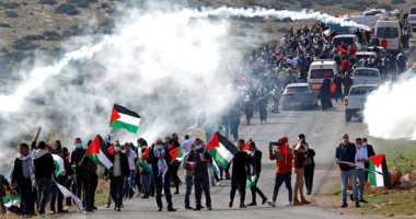 الاحتلال الإسرائيلي يقمع مسيرة مناهضة للاستيطان شرق “نابلس”