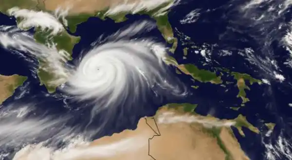 هل ينتقل إعصار دانيال إلى مصر